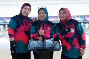 Peserta turnamen bowling internal IIPOJK